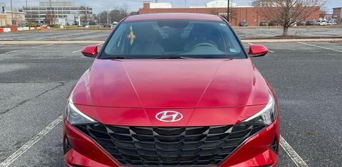 Hyundai Elantra 2022