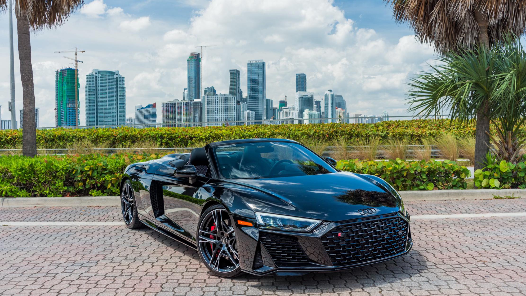 Audi R8 Spyder 2021 in Hialeah, FL