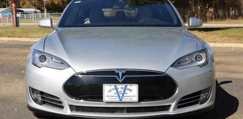 Tesla Model S 2016