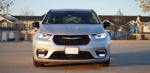 Chrysler Pacifica 2024