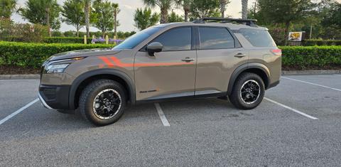 Nissan Pathfinder 2023