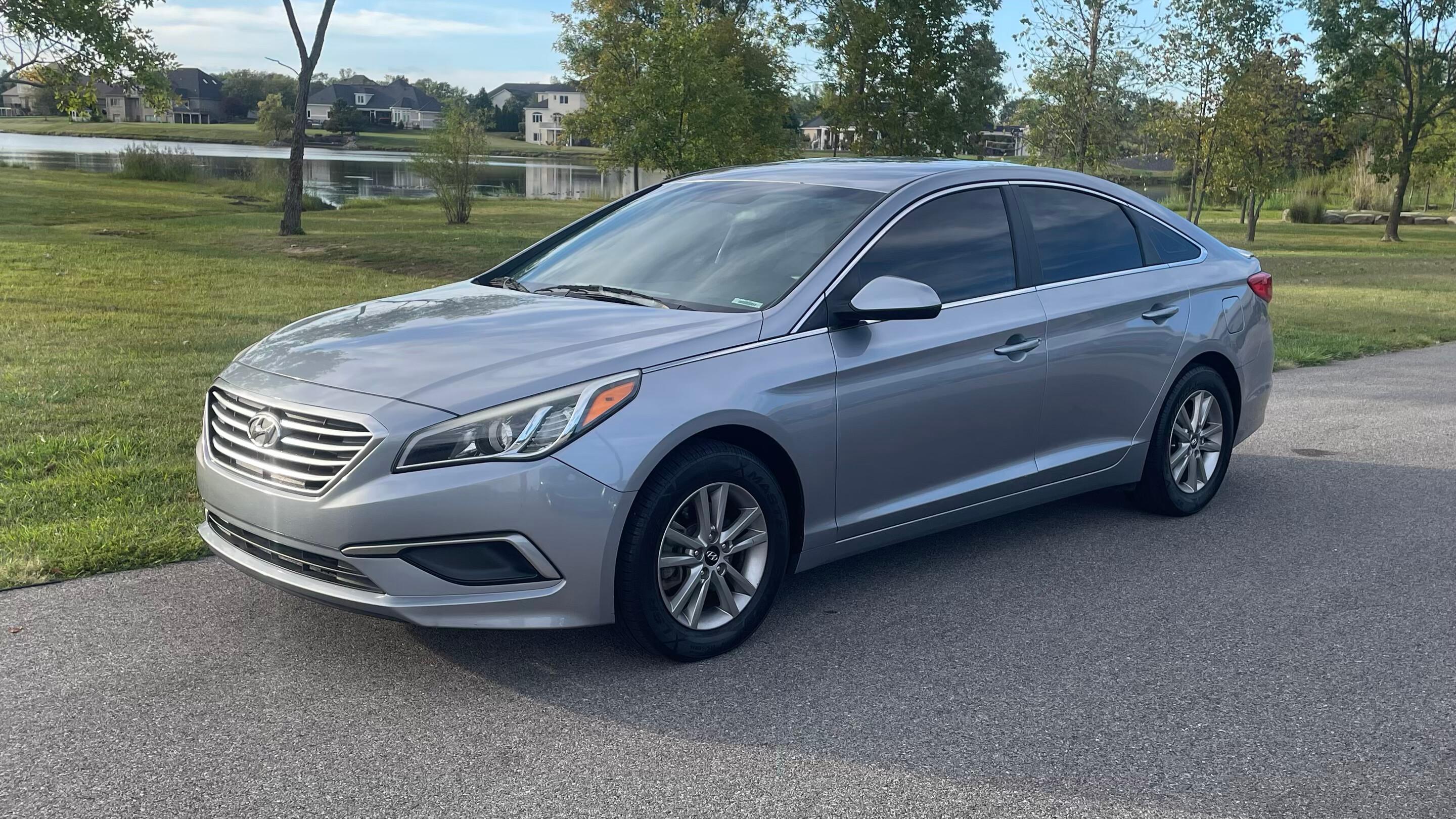 Hyundai Sonata 2016 in Evansville, IN