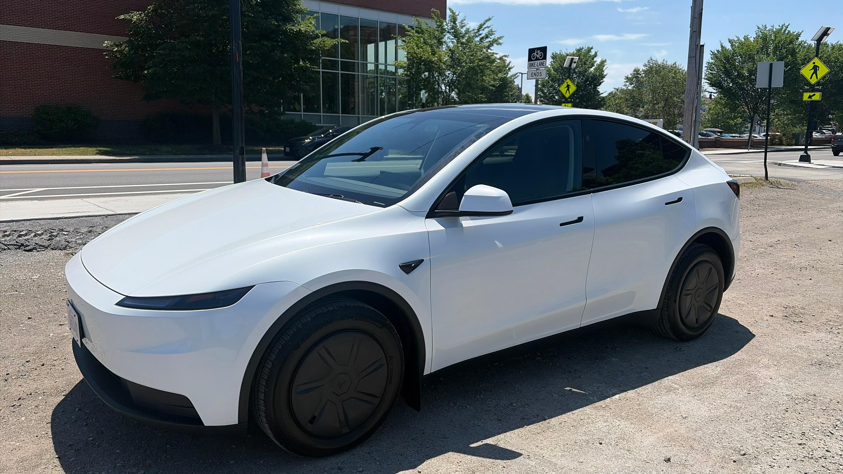 Tesla Model Y 2026 in Revere, MA