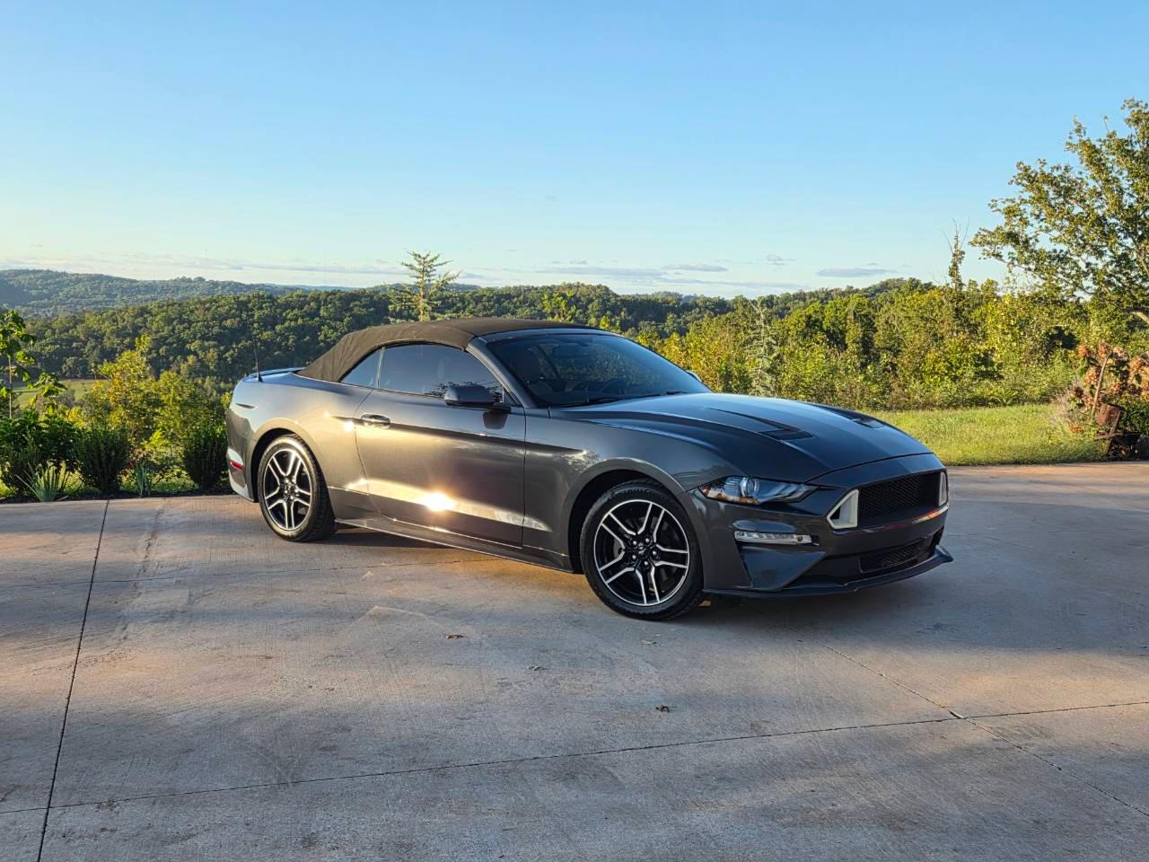 Ford Mustang 2020 in Alcoa, TN
