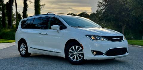 Chrysler Pacifica 2018