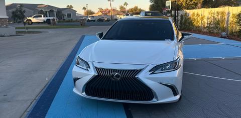 Lexus ES 2019