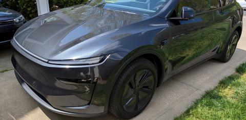 Tesla Model Y 2026