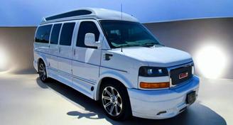 GMC Savana Cargo 2017 — Van rental alternative in Country Club Hills, IL