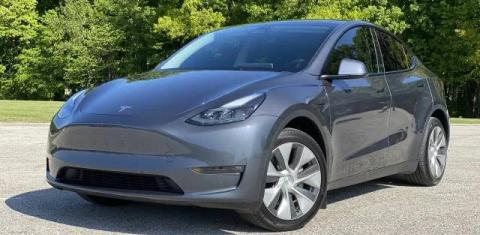 Tesla Model Y 2023