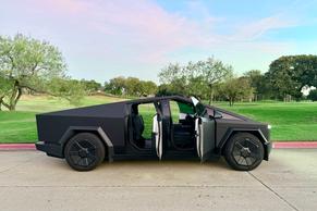 Tesla Cybertruck 2024 in Southlake