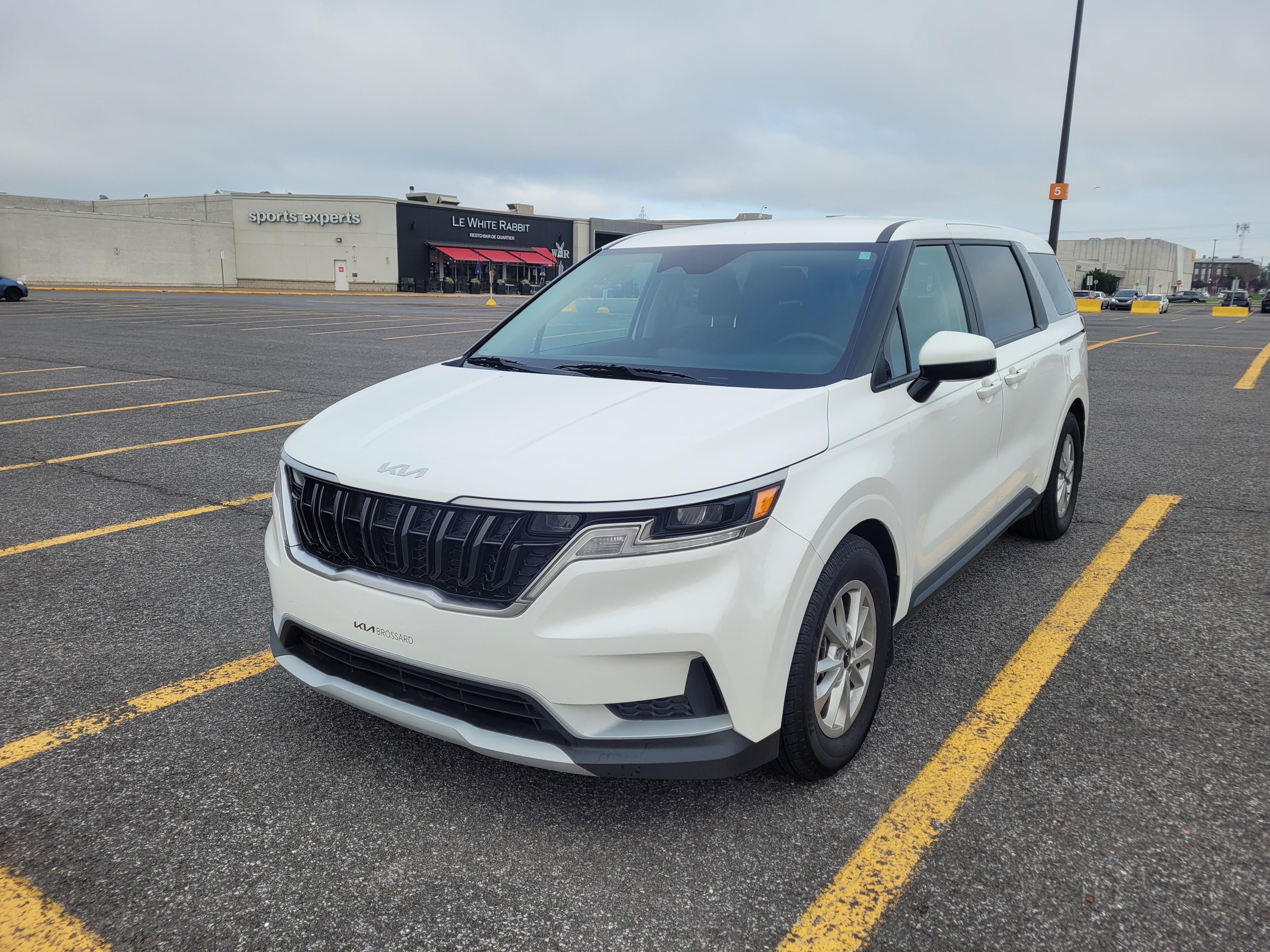 Kia Carnival 2023 à Brossard, QC