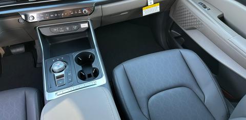 Kia Carnival Hybrid 2026