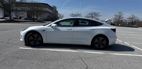 Tesla Model 3 2020