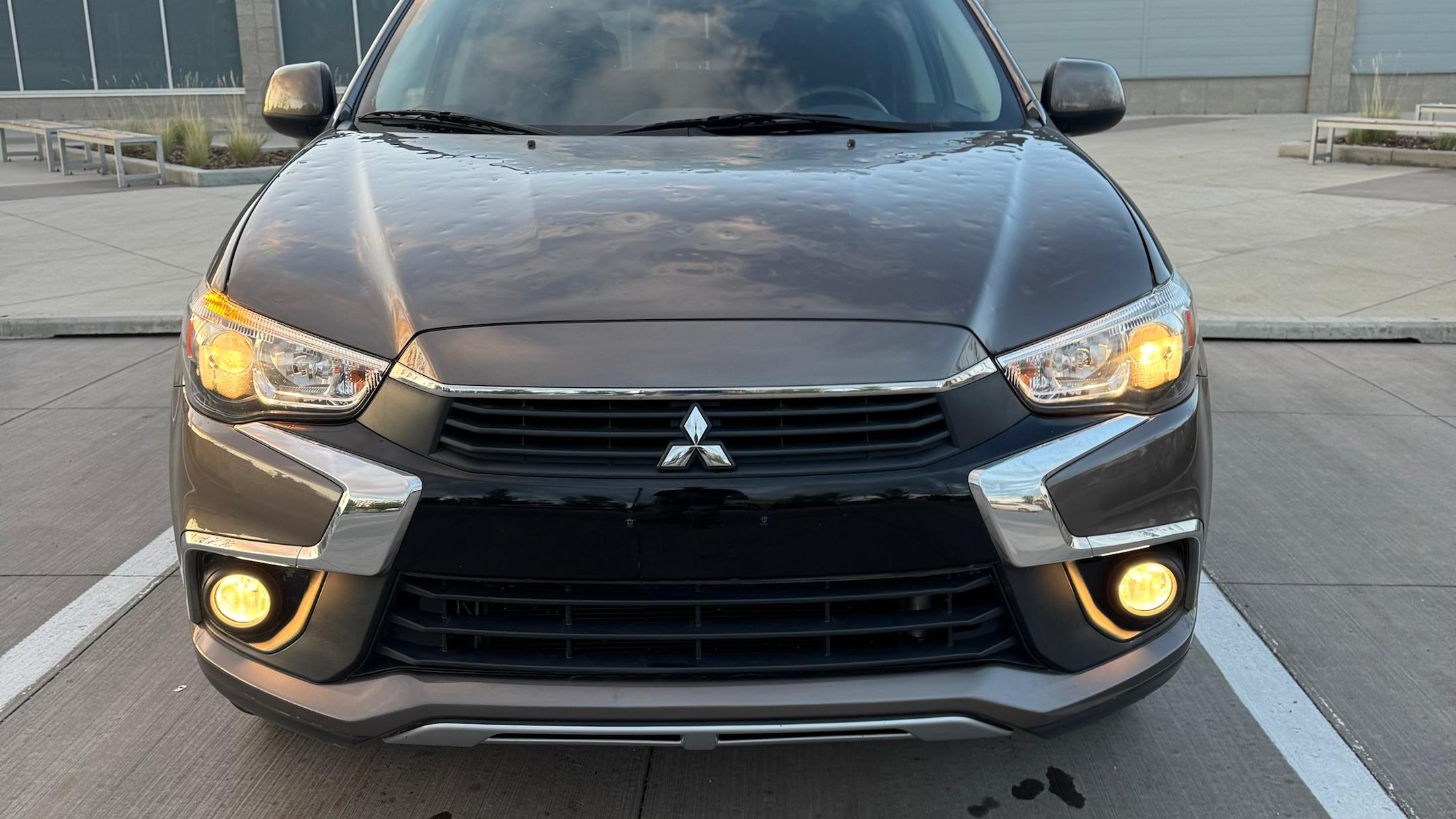Mitsubishi RVR 2017 à 