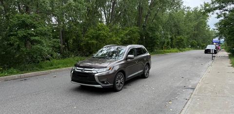 Mitsubishi Outlander 2016