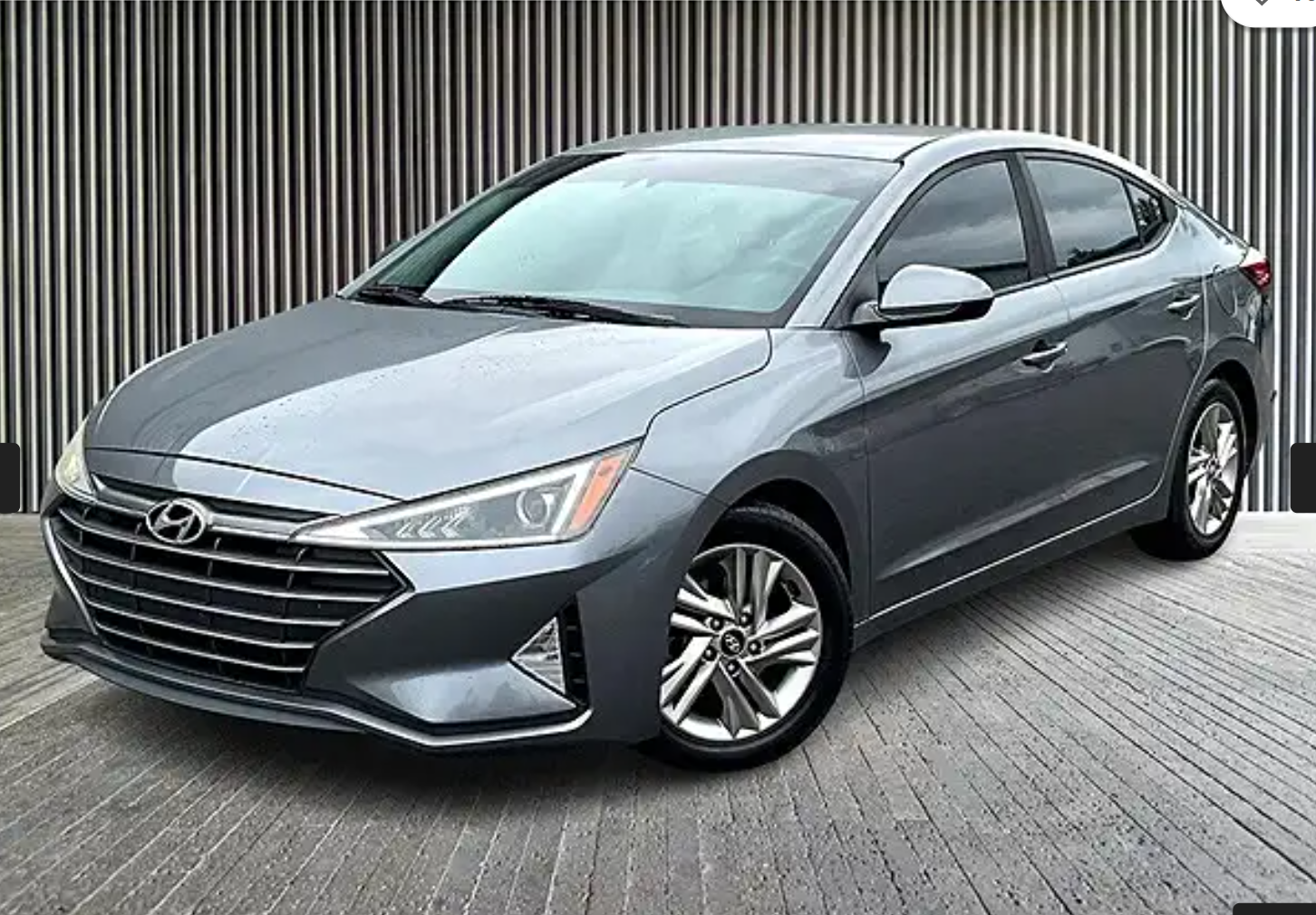 Hyundai Elantra 2019 — Car rental alternative in Des Moines, IA