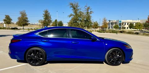 Lexus ES 2022