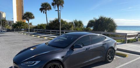 Tesla Model S 2022