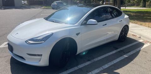 Tesla Model 3 2020
