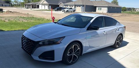 Nissan Altima 2023