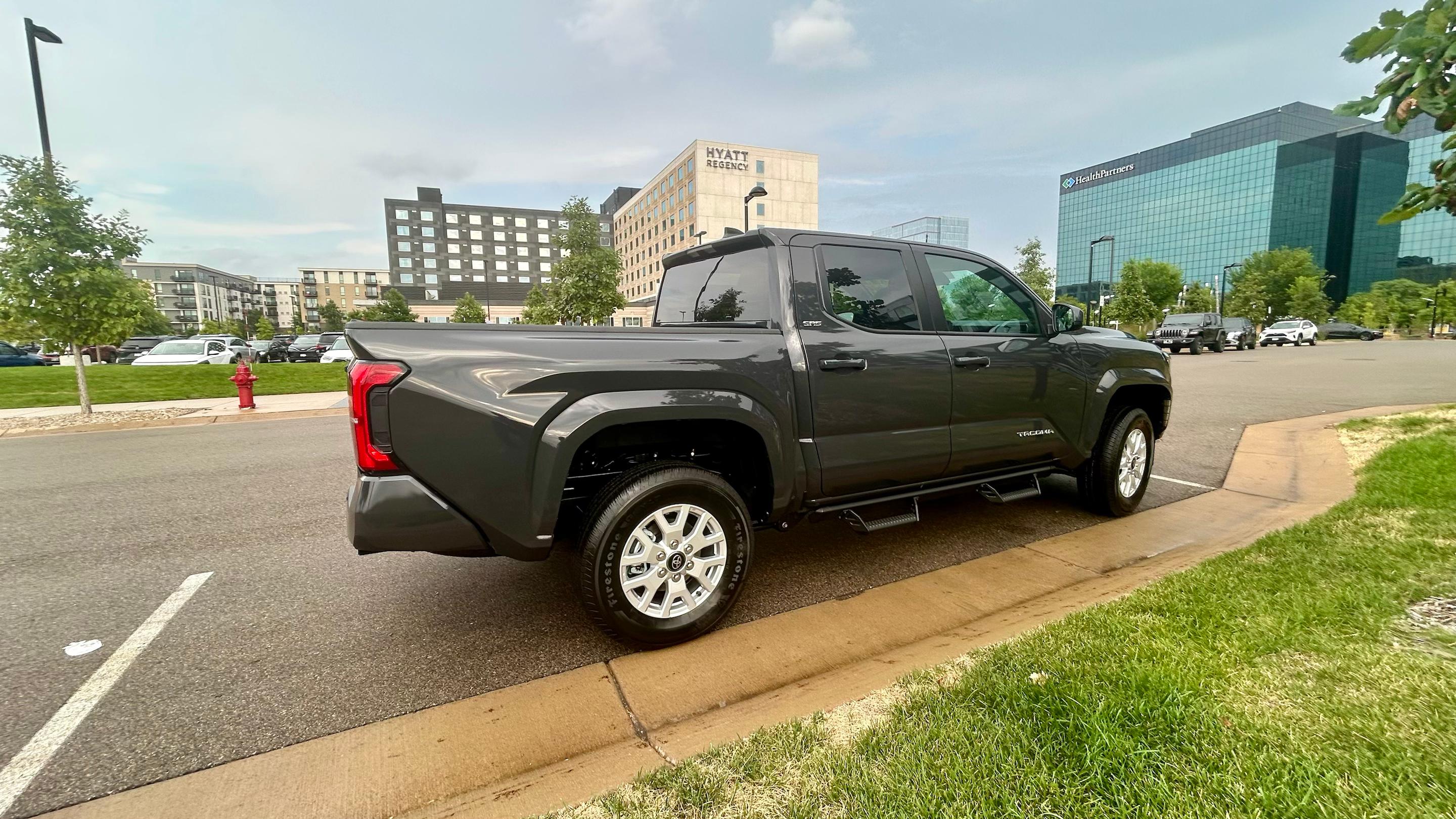 Toyota Tacoma 2026 in Bloomington, MN