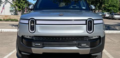 Rivian R1S 2023
