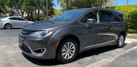 Chrysler Pacifica 2019