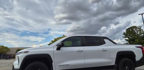 Chevrolet Silverado EV 2024