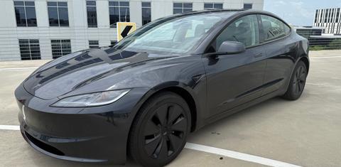 Tesla Model 3 2025