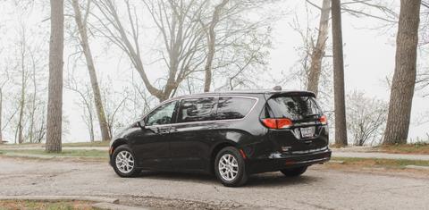 Chrysler Voyager 2023