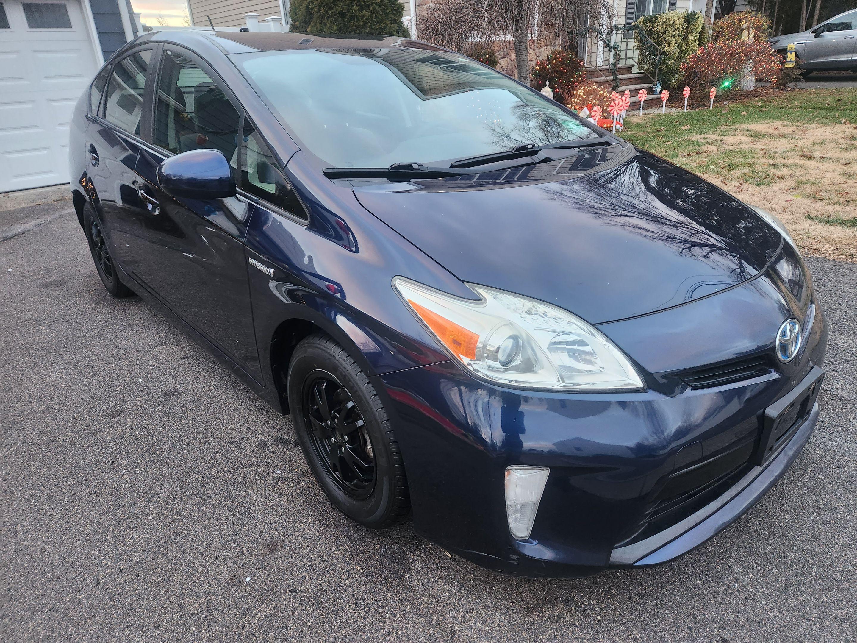 Toyota Prius 2015 in Maywood, NJ