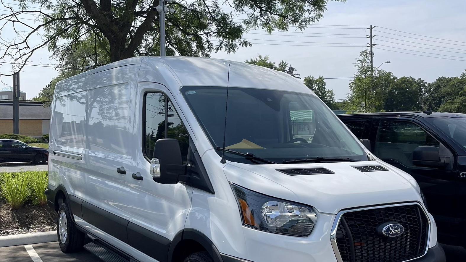 Ford Transit Cargo 2024 à Markham, ON