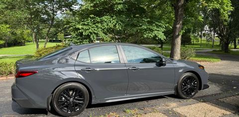 Toyota Camry Hybrid 2025