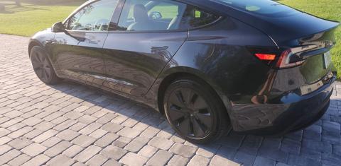 Tesla Model 3 2025