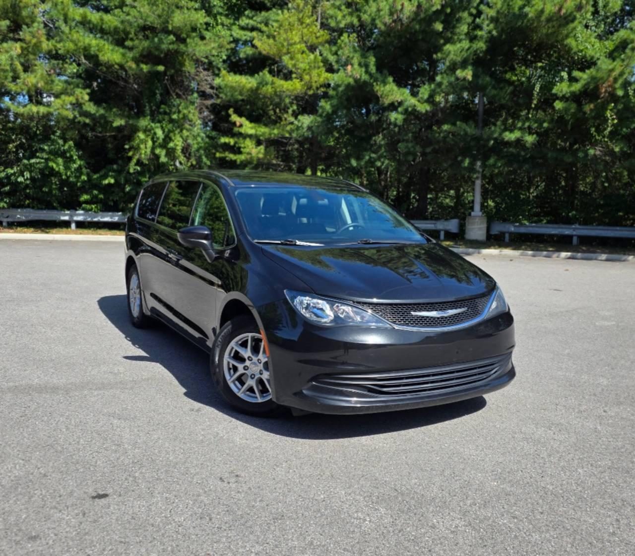 Chrysler Pacifica 2018 in Lynn, MA