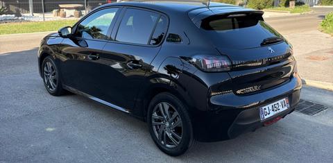 Peugeot 208 2022