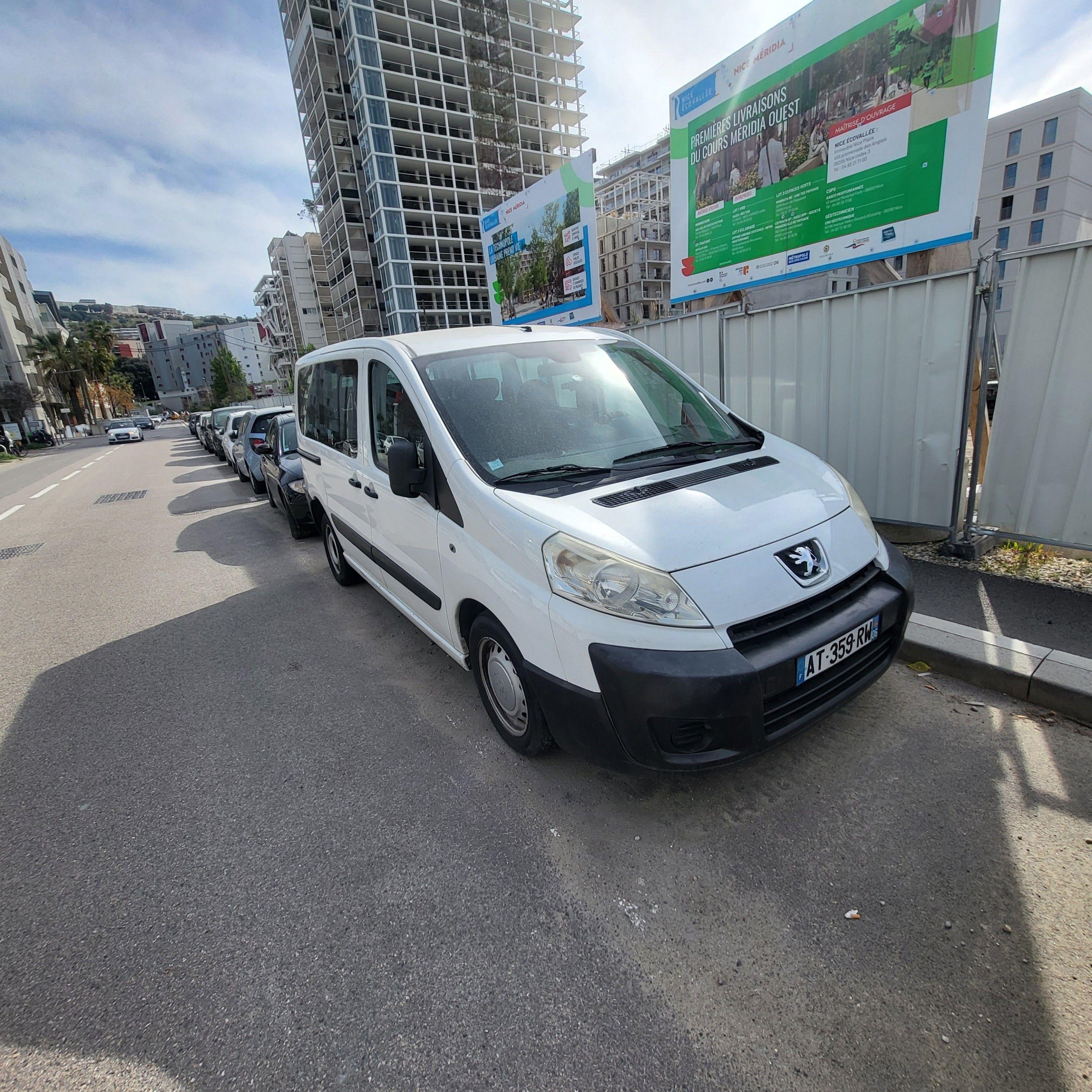 Peugeot EXPERT TEPEE 2010 à Nice