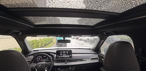Mitsubishi Outlander 2024