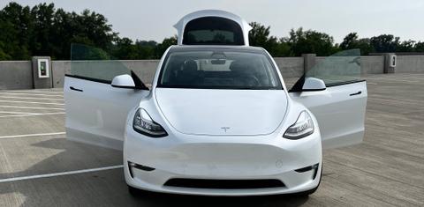 Tesla Model Y 2023