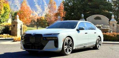 BMW i7 2024