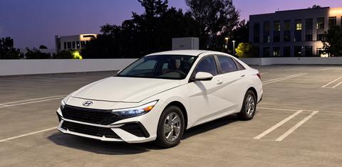Hyundai Elantra 2024