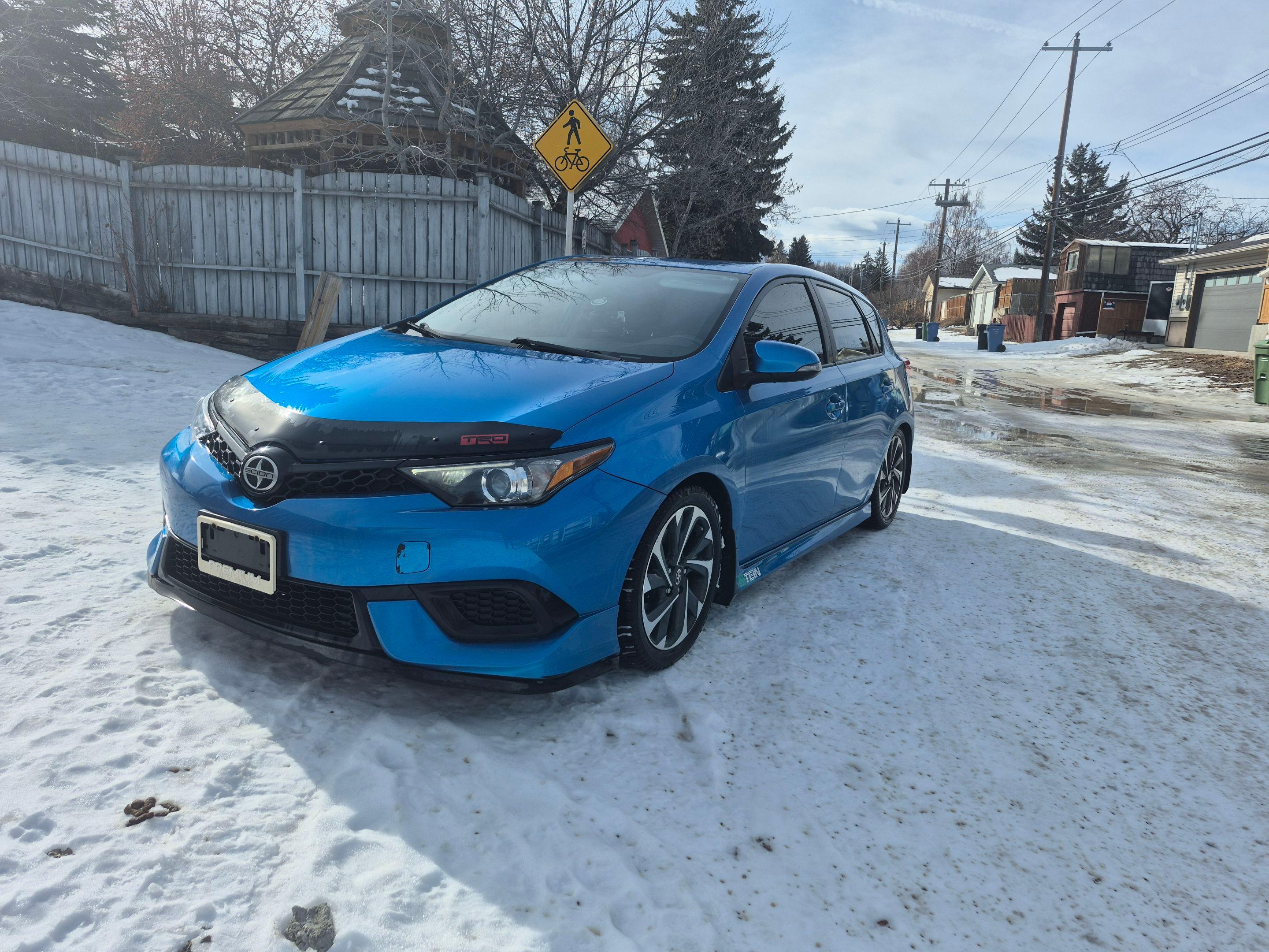 Scion iM 2016 à Calgary, AB