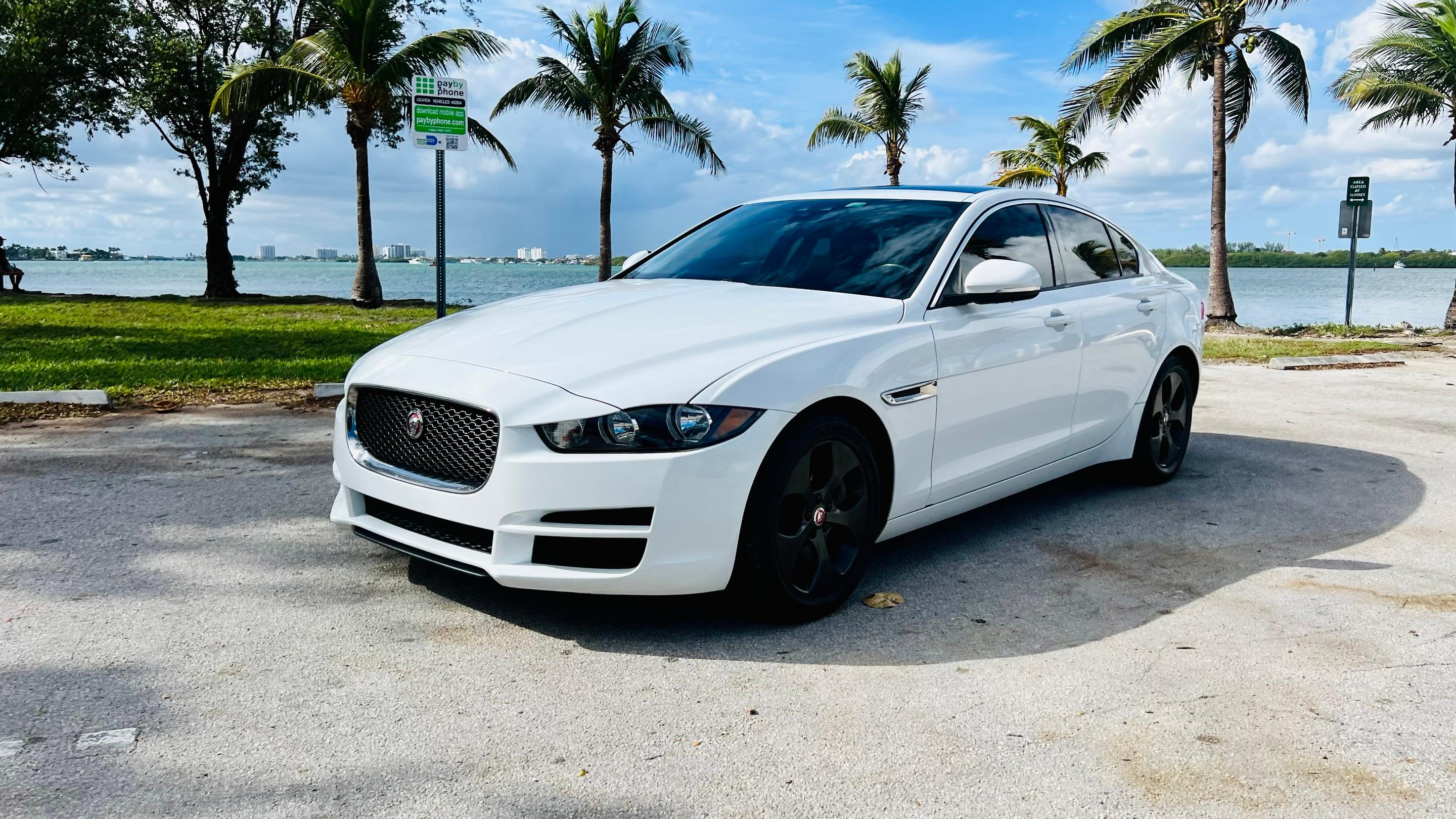 Jaguar XE 2018 in 