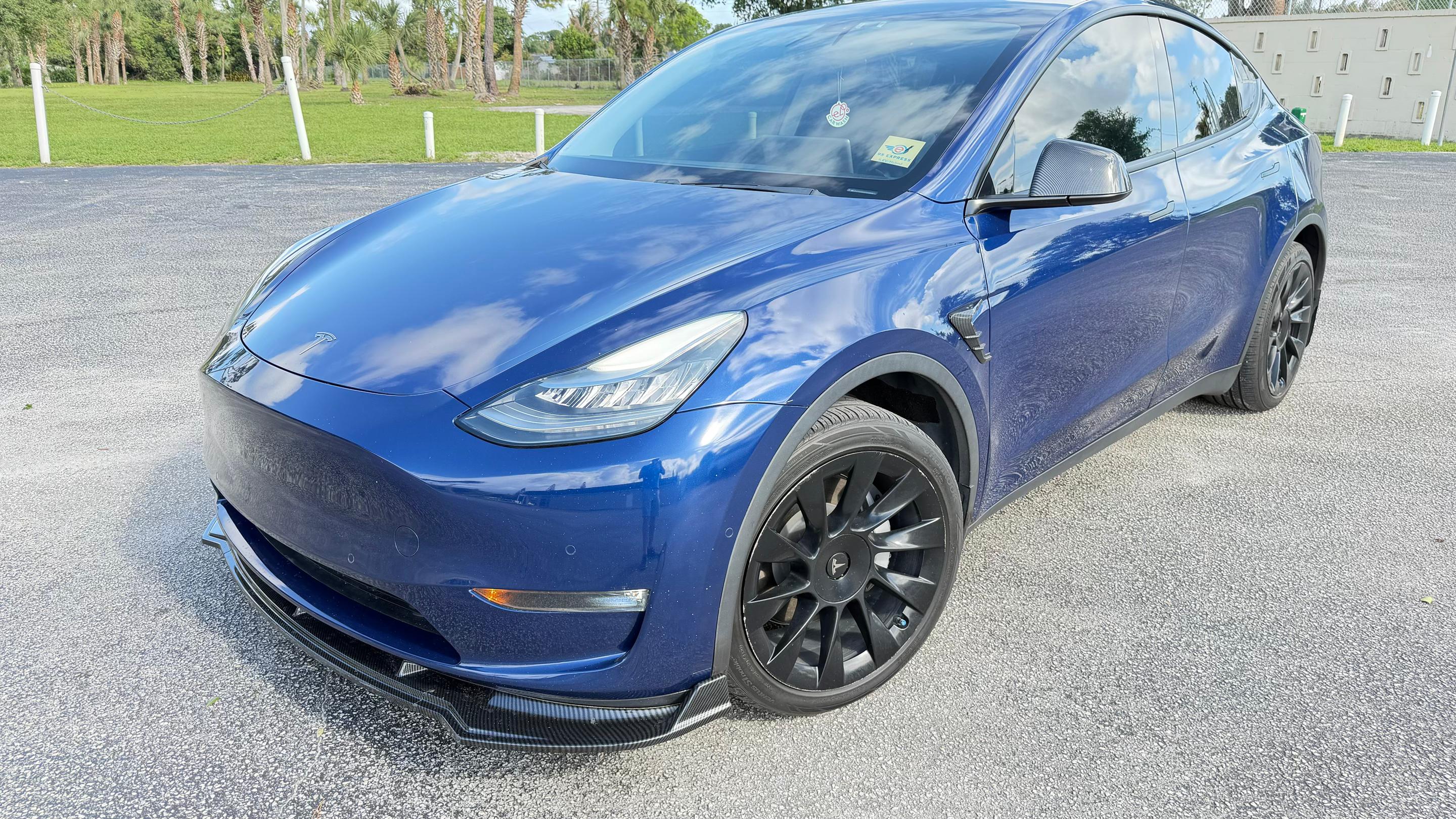 Tesla Model Y 2020 in 