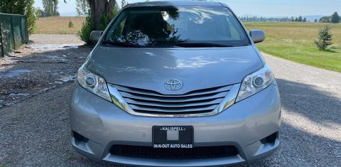 Toyota Sienna 2016
