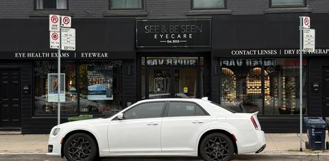 Chrysler 300 2021