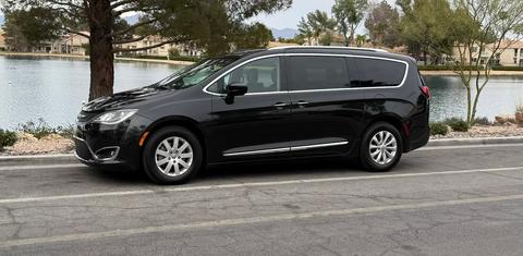 Chrysler Pacifica 2019