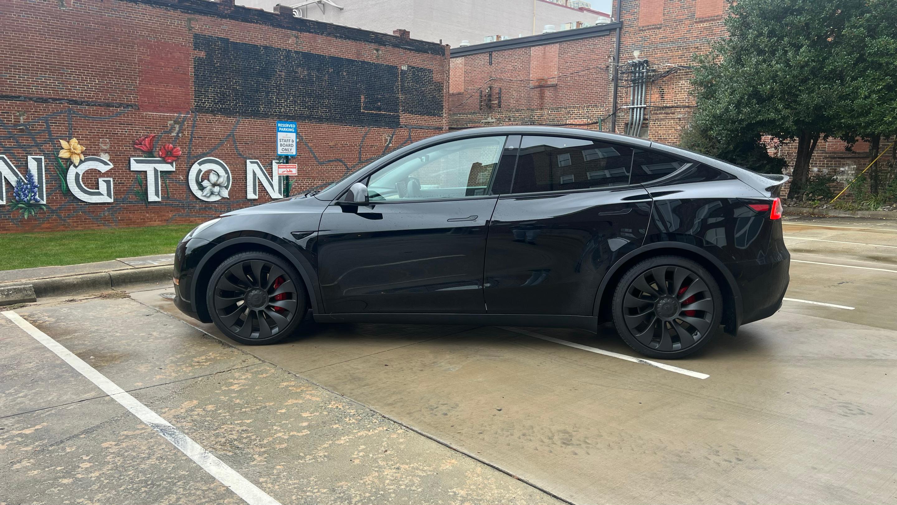 Tesla Model Y 2021 in 