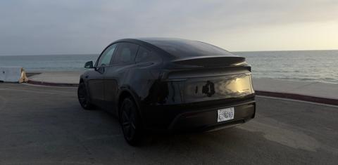 Tesla Model Y 2026