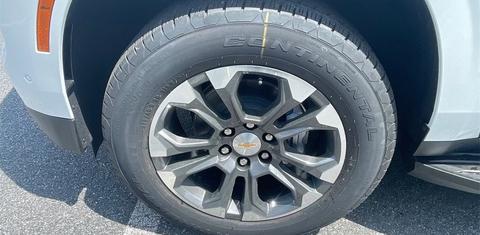Chevrolet Suburban 2025